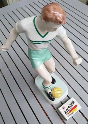 Hollóháza Porzellan Fußballspieler 1950er Ungarn 
