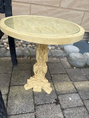 Dekorativer Beistelltisch mit Glasplatte, orientalisch asiatisch