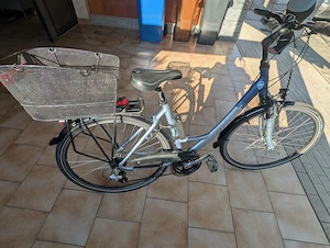 Verkaufe Damenfahrrad 