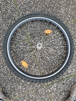 Fahrradrad Schürmann 26 Zoll mit Reifen und Schlauch