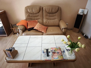 Verschenke Original Ledercouch mit Tisch