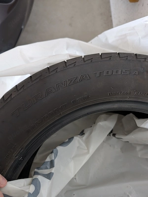 Bridgestone Turanza T005A 225 55 R17 97V
