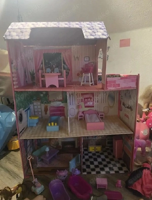 Barbies mit Zubehör 