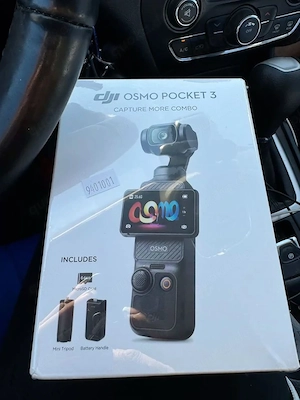 DJI Osmo Pocket 3 Vlog Combo