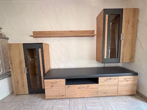 Moderne Wohnwand, Wohnzimmer, Glasvitrine