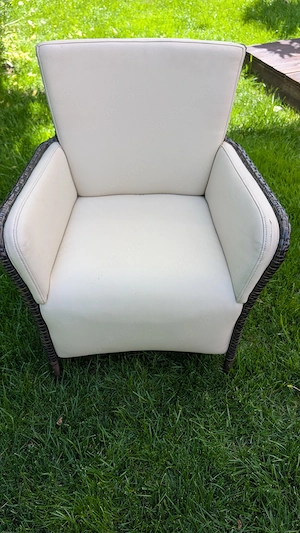 Zwei tolle, bequeme Rattansessel