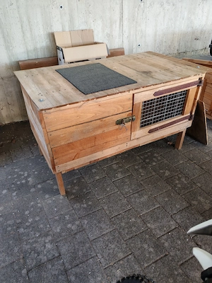 Kaninchenstall selbstgebaut