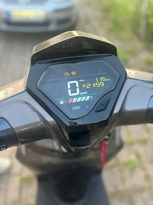Motorroller Symphony ST125 ccm Fast Neu Bild 5