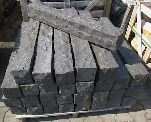 Basalt Palisaden, 50x12x12 cm. Lagerräumung wegen Betriebsaufgabe