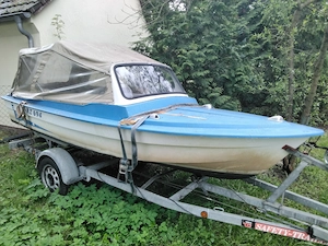 Motorboot IBIS mit Außenborder und Trailer