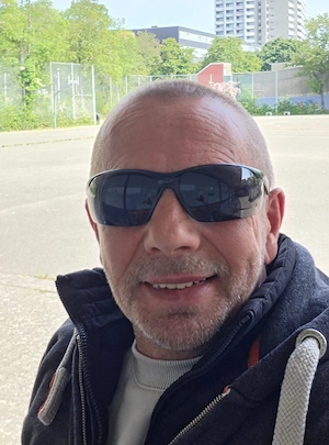 bin ein 53 jähriger Mann, und such eine Beziehung 