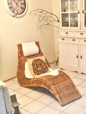 Ikea Rattanliege Karlskrona mit kissen