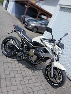 Yamaha XJ6 Naked Bike - TÜV NEU, Reifen NEU