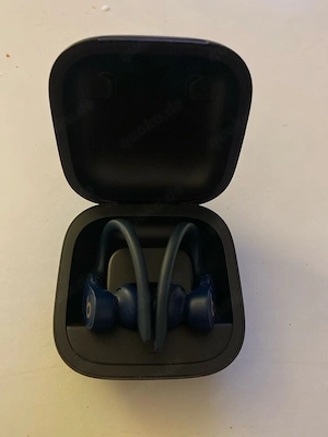 Powerbeats Pro by Dr. Dre
