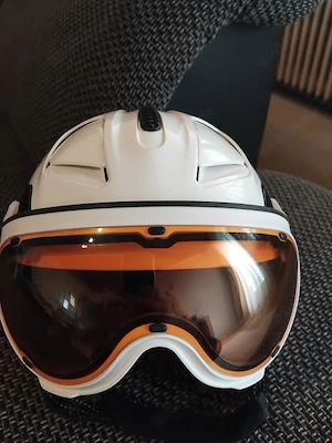 Skihelm mit Visier Slokker