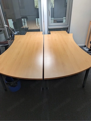 büromöbel, bürotisch, schreibtisch, Büroauflösung