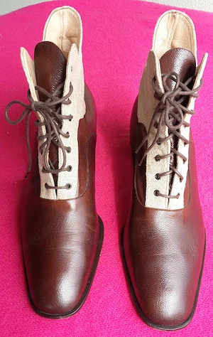 Original Country Classic Italy Leder Stiefeletten Damen Gr. 39 mit Stoffdefekt