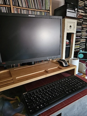 PC  mit Tastatur  Maus 