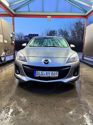 Mazda 3    83.000km   2013 + Sommer  Winter reifen
