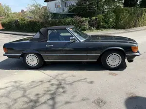 Mercedes-Benz SL 300 300 SL R107
