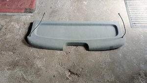 Nissan Micra K11 Hutablage