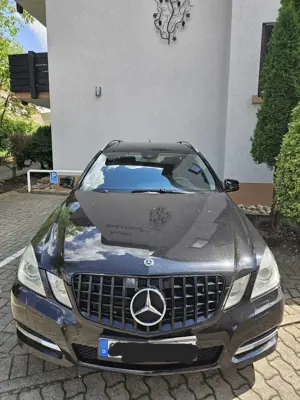 Mercedes-Benz E 220 T CDI DPF BlueEFFICIENCY Automatik Avantgarde