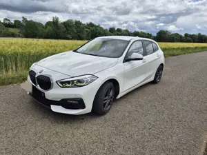 BMW 118 d Aut. Advantage LED Scheinwerfer