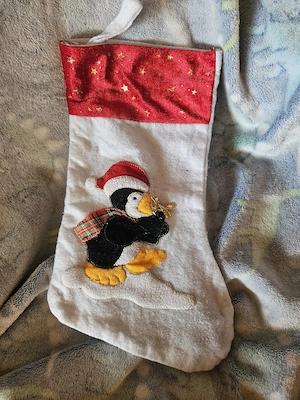 Weihnachtsstrumpf mit Pinguin