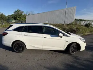 Opel Astra 1.5 D Start/Stop Sports Tourer Business Elegance