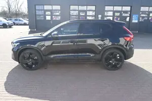 Volvo XC40 B3 B Plus Black Edition *360°*PANO*ACC*NAV*