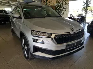 Skoda Karoq TSI DSG Sitz+Lenkr.heizb. LED ACC PDC
