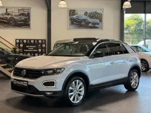 Volkswagen T-Roc 2.0 TDI SCR DSG 4M Sport 2.HA/NAV/BEATS/LM