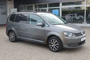 Volkswagen Touran 2.0 TDI Comfortline l NAVI l SHZ l 2.HAND