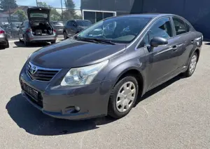 Toyota Avensis Sol