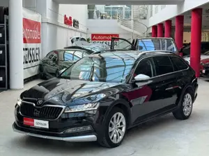 Skoda Superb Combi Scout 4x4 DSG+LED+AHK+Memory+DAB