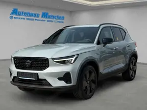 Volvo XC40 B3 Plus Black Edition StandHZG Digitales Cockpit M