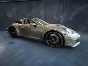 Porsche Targa 992.2 4 GTS, Lift, PDCC, aventuringrün