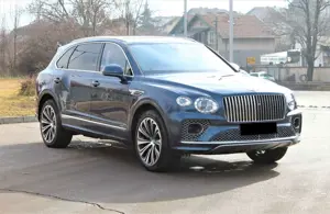 Bentley Bentayga 4.0 V8 EWB AZURE FIRS EDITION NAIM