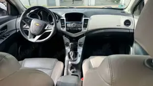 Chevrolet Cruze Cruze 1.8 LT Bild 5