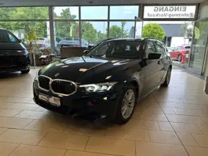 BMW 330 Plug-In*AHK*Live Cockpit Plus*Tempo*SHZ*Navi