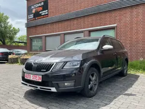 Skoda Octavia Combi Scout 4x4 *T.LEDER*LED*CARPLAY*PDC