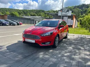 Ford Focus Turnier Titanium** TÜV-NEU 01.2028 **