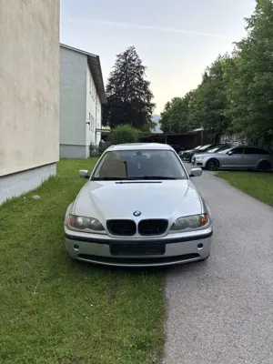 BMW 318 318i