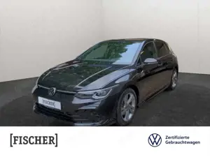 Volkswagen Golf VIII 2.0TSI DSG R-Line Matrix STHZ Navi Rear View