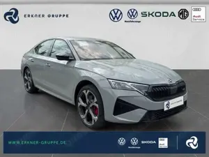 Skoda Octavia 2.0 TSI DSG RS +ACC+360°+CANTON+DCC+MATRIX+HEAD...