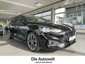 Ford Focus Lim. ST-Line 1.5 LED NAVI SHZ KAMERA KEYLESS