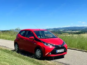 Toyota Aygo Aygo 5-Türer x-play Team Deutschland