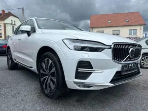 Volvo XC60 PLUS BRIGHT AWD STANDHZ + AHK + KAMERA