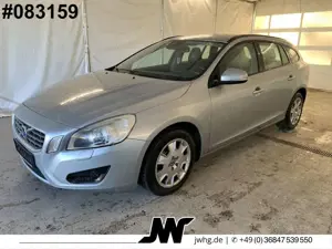Volvo V60 D3 TEILLEDER|BI-XENON|TEMPOMAT|SITZHEIZUNG