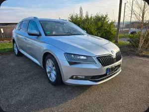Skoda Superb Superb Combi 2.0 TDI 4x4 DSGStyle Premium Edition